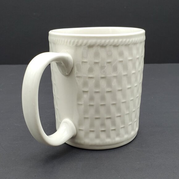 Pfaltzgraff Weave Mugs Off White Textured Embossed Basketweave Mugs Coffee Cups - Picture 8 of 9